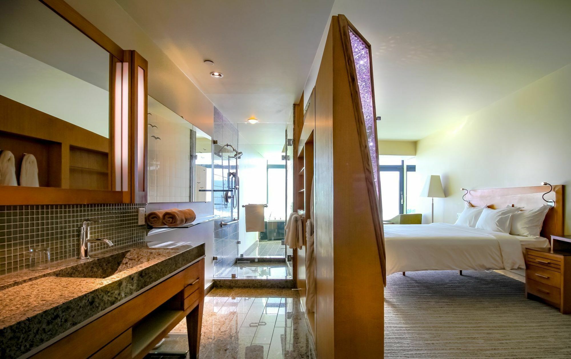 Sparkling Hill Resort And Spa - Adults-Only Resort เวอร์นอน ภายนอก รูปภาพ